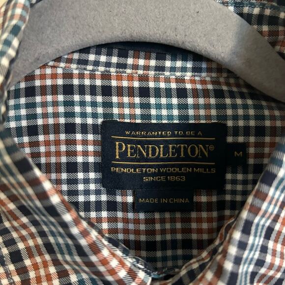 Pendleton Bridgeport Plaid Blue Red Black Butt Down Shirt Medium - Picture 4 of 6